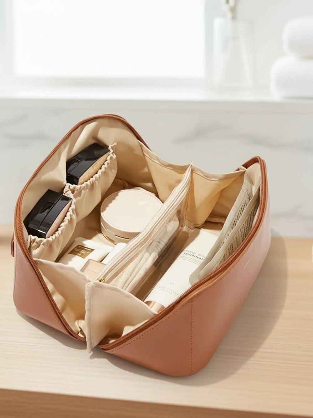 Travel Makeup Bag for Women Large Capacity Cosmetic Purse Waterproof PU Leather